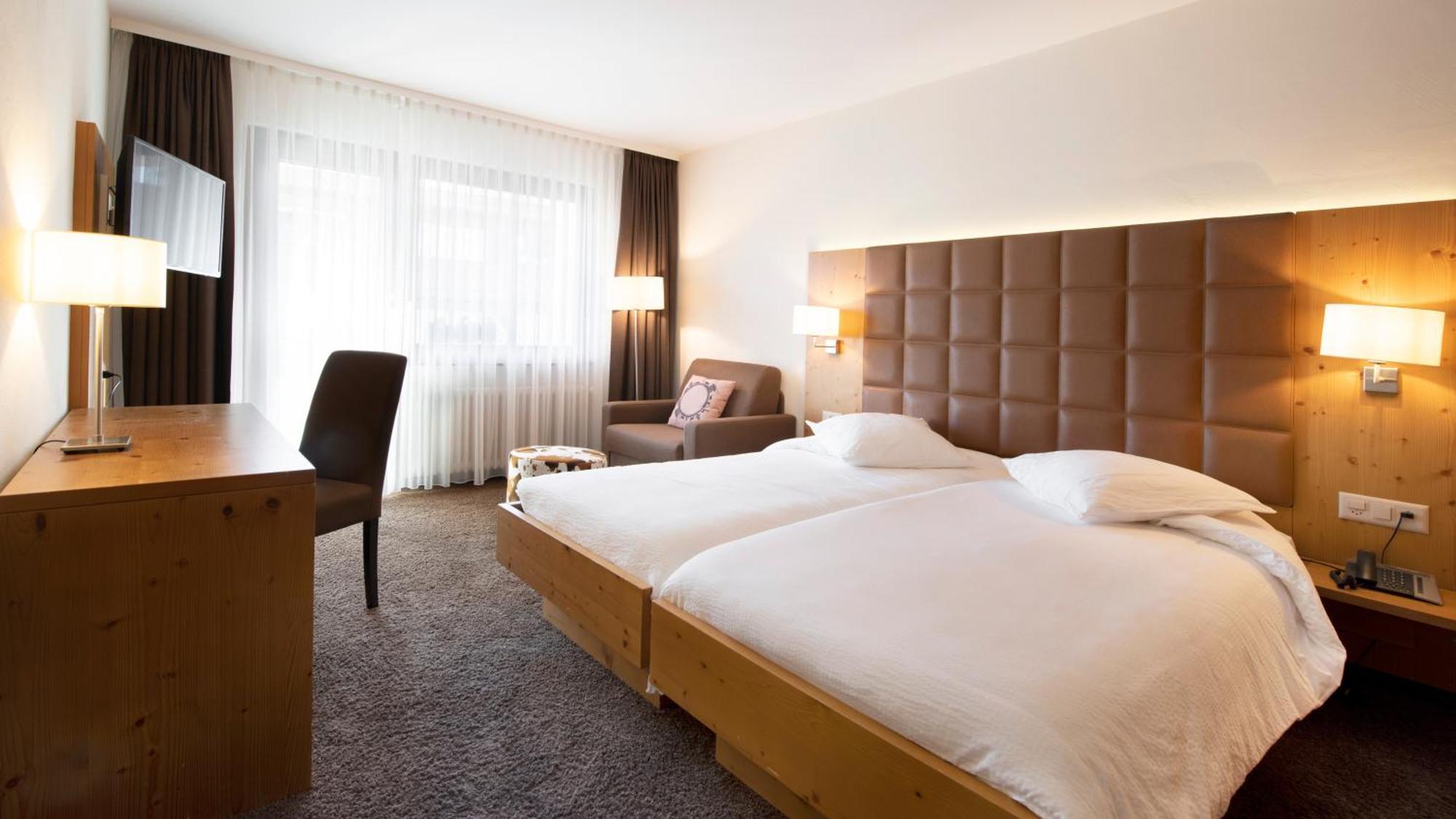 Hotel Olympic - Montana Center Кранс Монтана Екстериор снимка